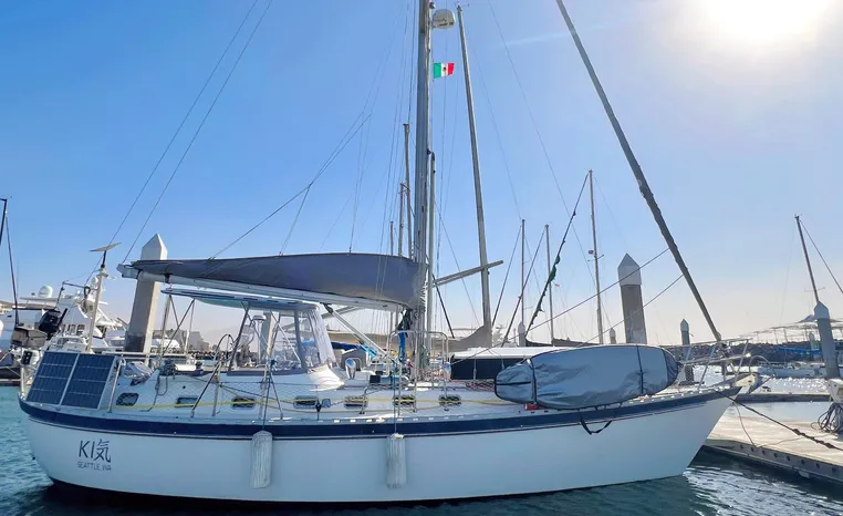 42′ TAYANA VANCOUVER 2001