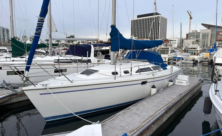 32′ CATALINA 320 2000