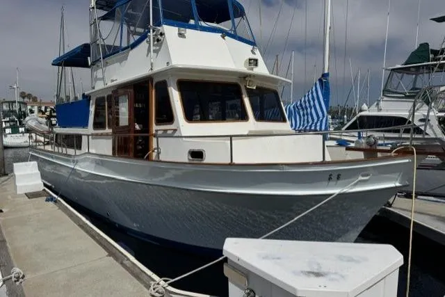 38′ CALIFORNIAN 1977