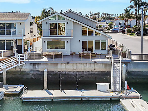 FOR SALE! – 2230 JAMESTOWN LANE